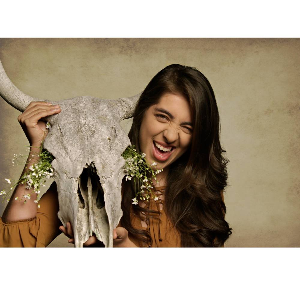 Meet your Posher, Alejandra